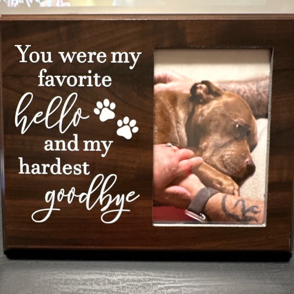 The hardest goodbye - Picture 3 of 5